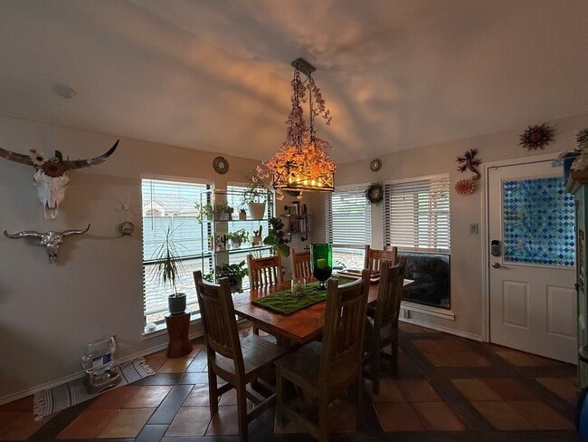 Photo - Beautifully updated home IN THE BLUFFS!