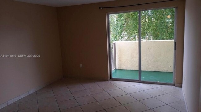 Photo - 1975 Normandy Dr Unit 206