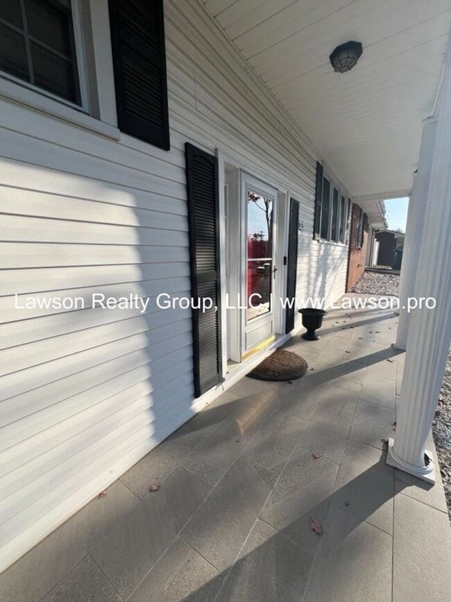 Photo - Very Nice & Spacious Home in Hidden Valley...