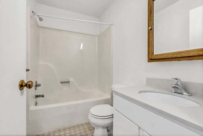 Wild Grove Apartments - 702 NICC
