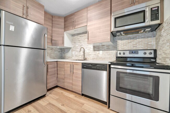 Photo - 1311 Delaware Ave SW Unit S628