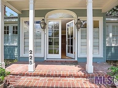 Photo - 225 LSU Avenue