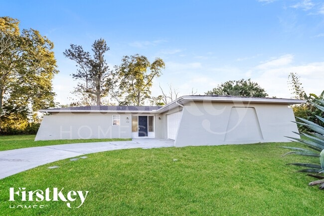 Building Photo - 1802 Ridgecrest St