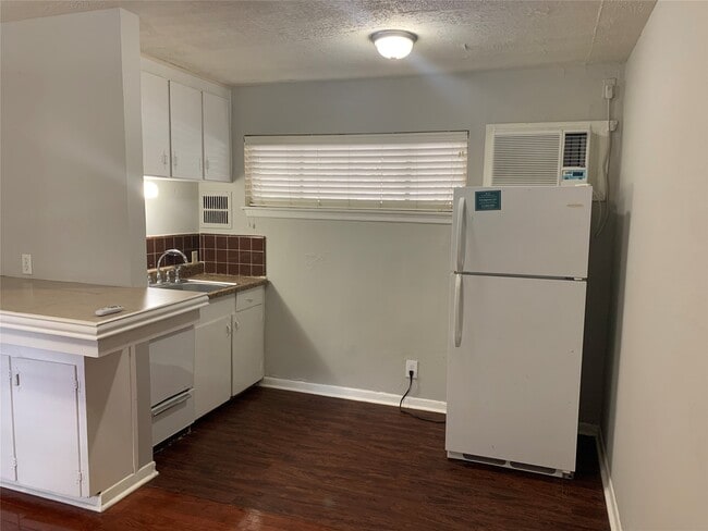 Photo - 8715 Timberside Dr Unit 3
