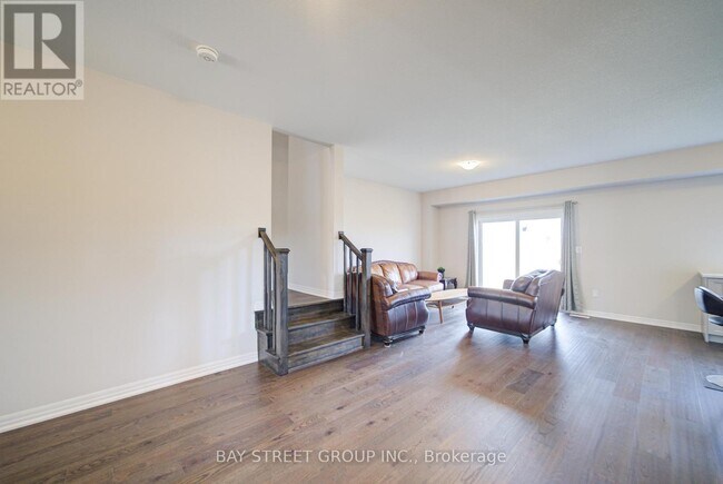 Photo - 39 Meadowlark Dr