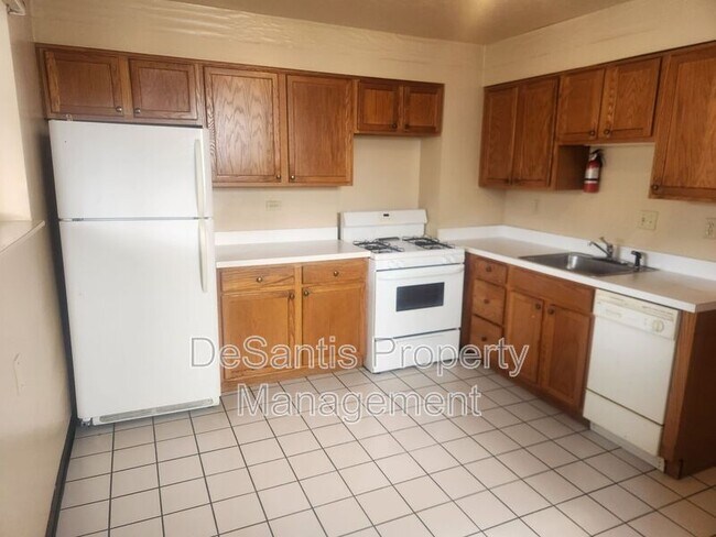 Photo - 446 Waddell Ave Unit 446 1/2