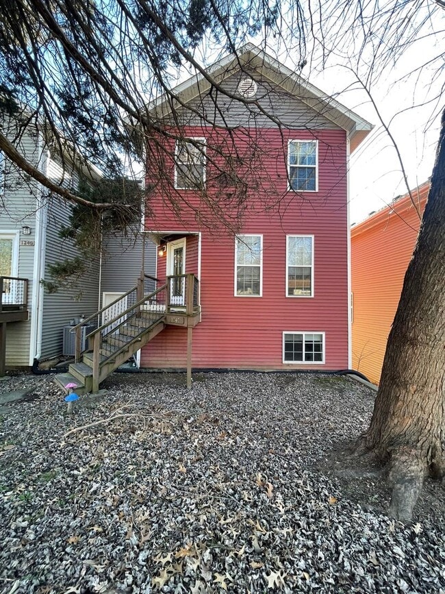 Building Photo - 1733-1751 Pemiscot Street Unit 1747
