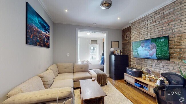 Building Photo - 250 Mott St Unit 15 Rental