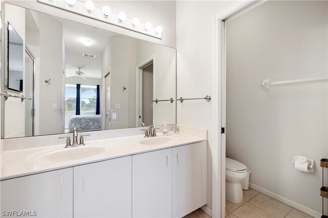 Photo - 2290 Carrington Ct Unit 204