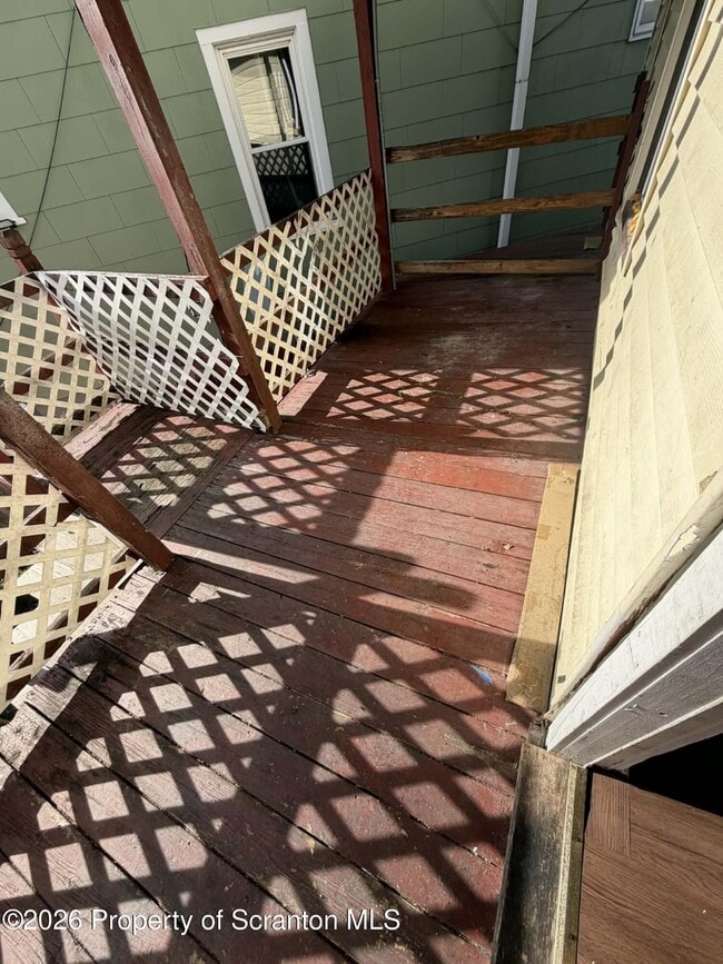 Photo - 112 Green Pl