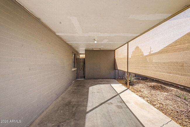 Photo - 1319 W Tulip Pl