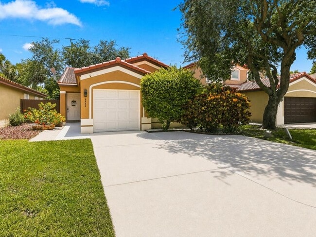 Photo - 4344 NW 1st St