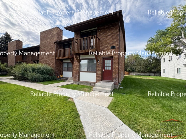 Photo - 621 John Adams Ct Townhome