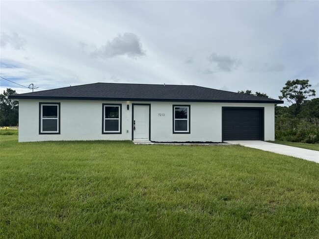 Building Photo - 7209 Ancha St