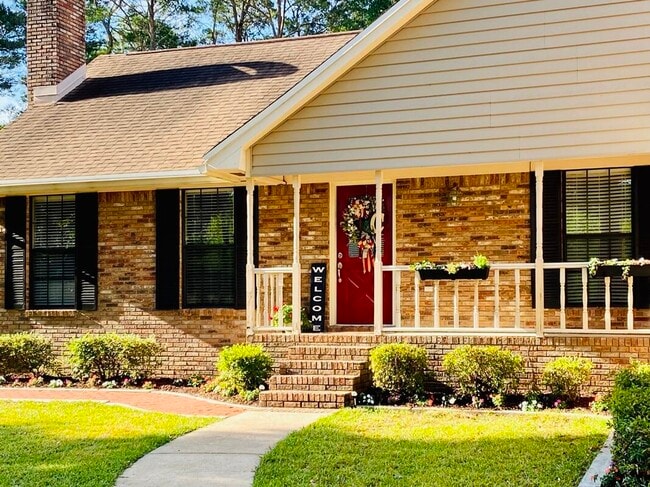 Building Photo - 319 Ruckel Dr