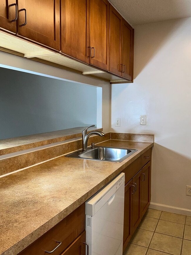 Photo - Renovated 1 BR, 1 BA, kitchen w/new appliances,