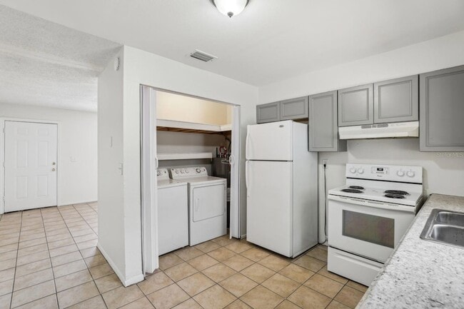 Photo - 2116 34th St NW