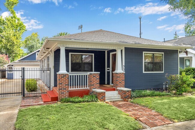 Photo - 932 Pizer St Casa