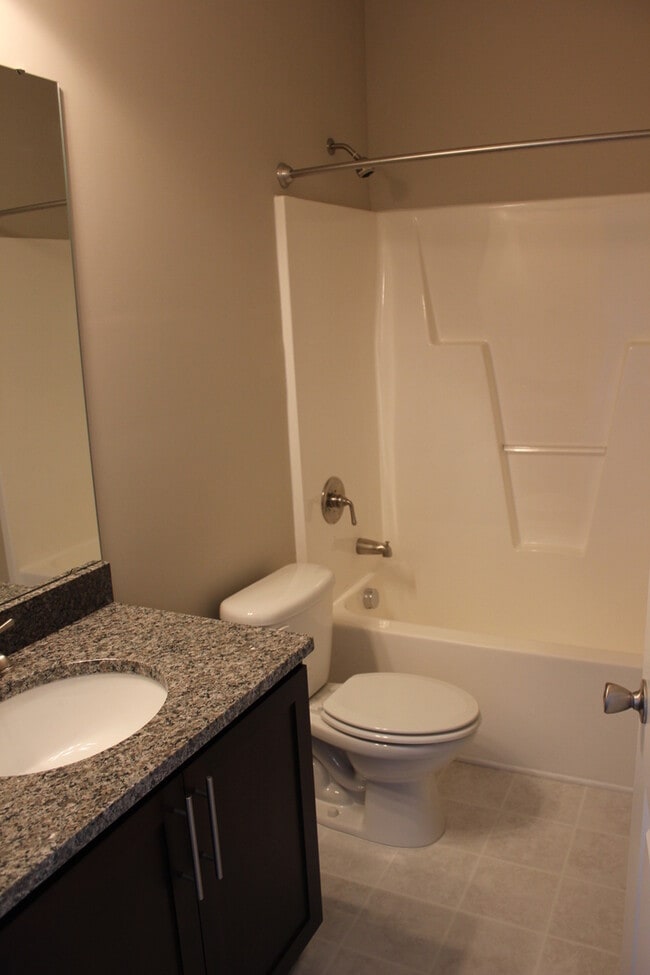 Photo - 2 Bedroom, 2 Bath Apartment for Rent