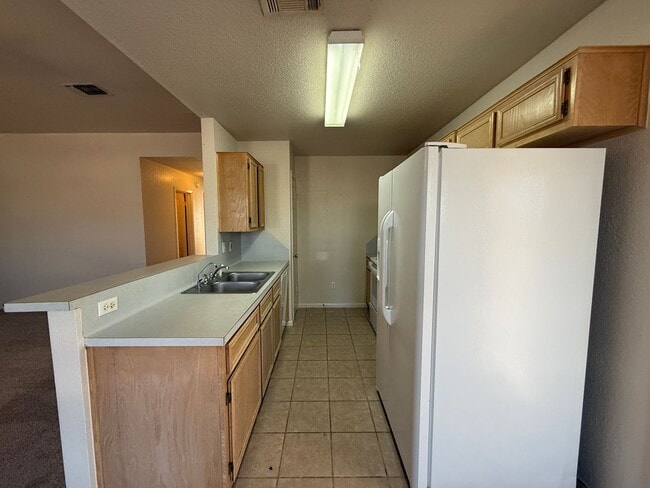 Photo - 4801 Lindsey Dr