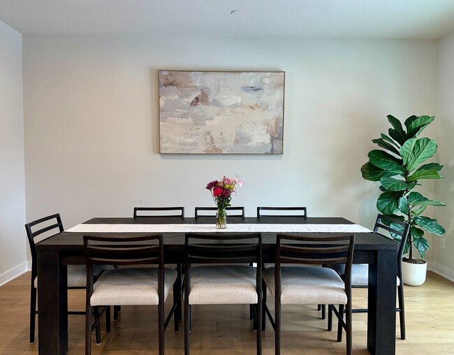 Photo - 221 Marketplace Ave