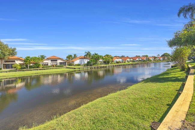 Photo - 2735 SW Mariposa Cir