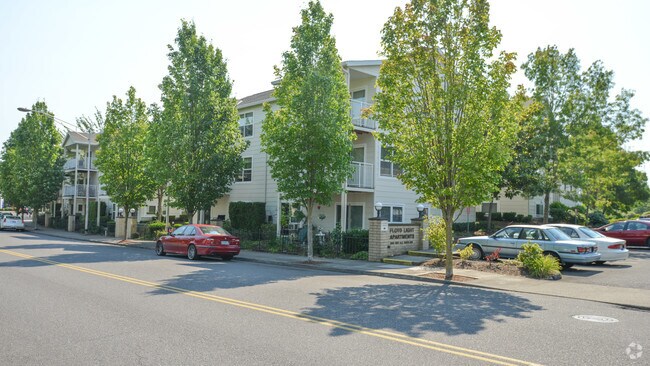 Photo - Floyd Light Apartments