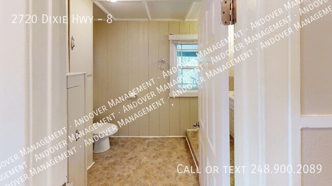 Photo - Silver Lake Apartments - Beautiful lake vi... Unit 8