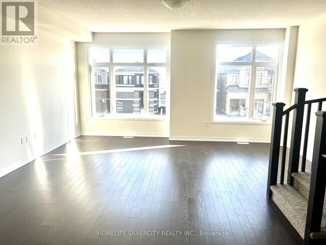 Photo - 400 Newman Dr