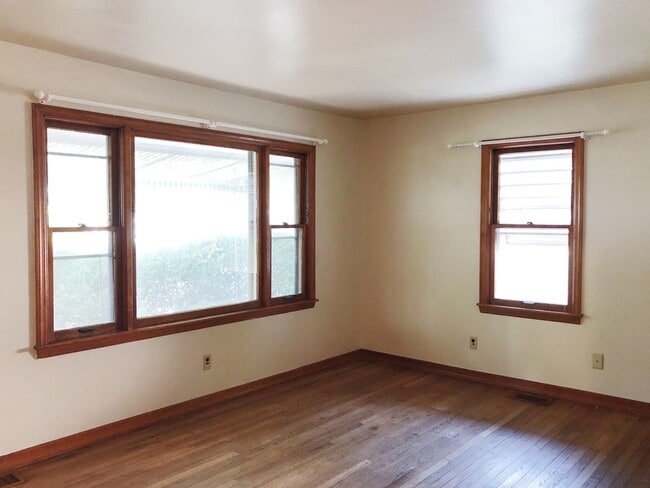 Photo - Huntington 01 Unit 1