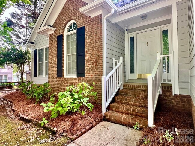 Photo - 4409 Stonefield Dr