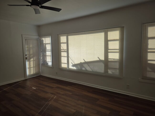 Photo - MOVE-IN SPECIAL 1/2 OFF 1ST MONTH'S RENT!!