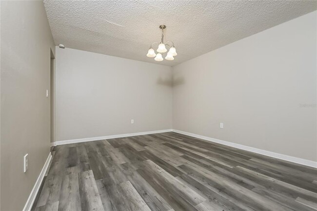 Photo - 4135 Old Colony Rd