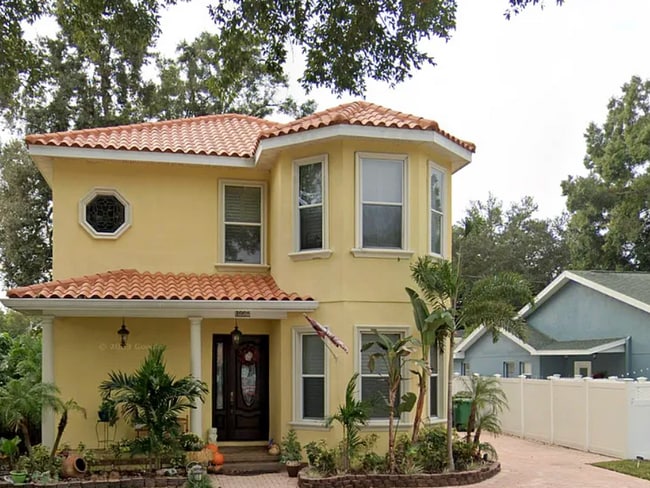 Building Photo - 3006 W Heiter St