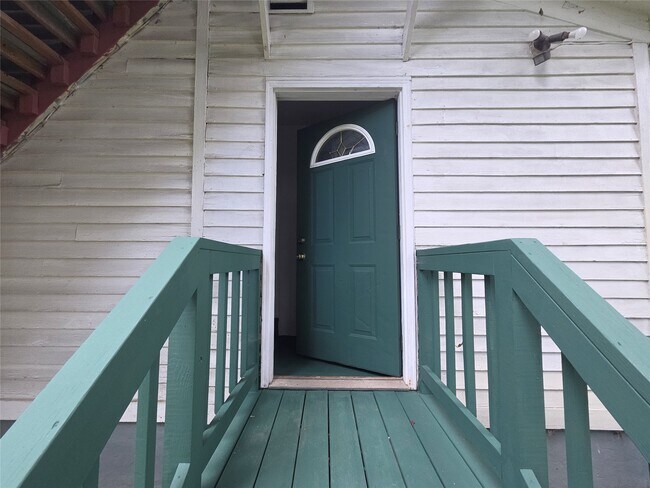 Photo - 10 Gaylord St Unit 2