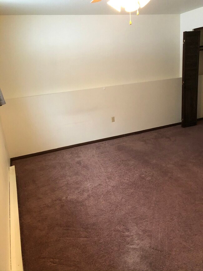Photo - 1100 Northland Dr Unit 2