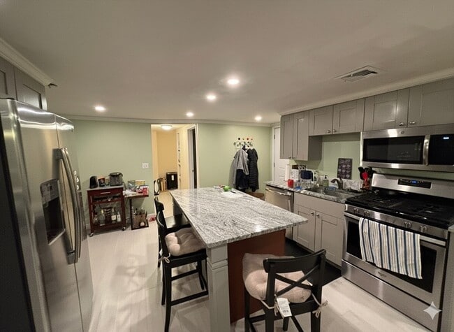 Photo - 10 Riverbank Rd Unit 2