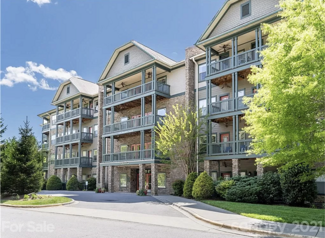 Beautiful Asheville Condo-Located in The B... - Beautiful Asheville Condo-Located in The B...