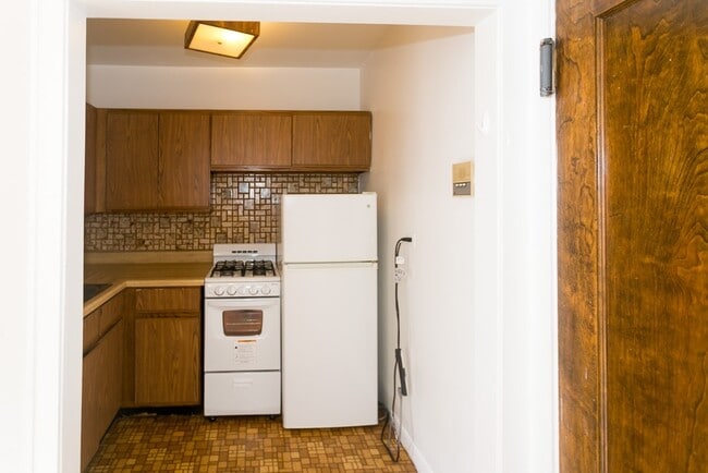 Photo - 629 W Belmont Ave Unit 514