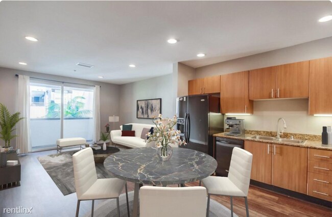 Photo - 1 br, 1 bath Condo - 525 Eleventh Avenue U... Unit 1303