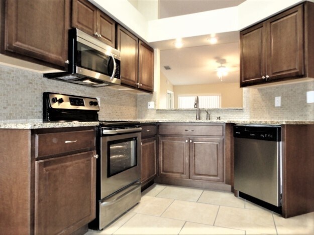 Photo - 1227 Cressford Pl