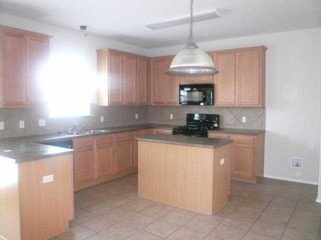 Photo - 1559 Haynie Bend