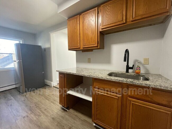 Photo - 12 Clark Ct Unit 2R