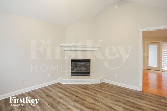 Photo - 1034 Bunting Ln