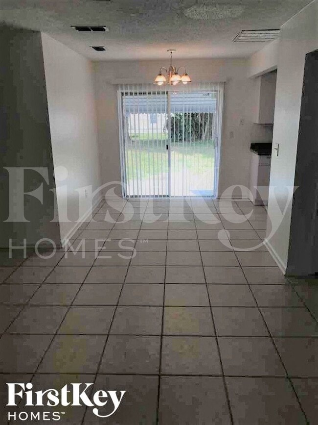 Photo - 844 Date Palm Dr