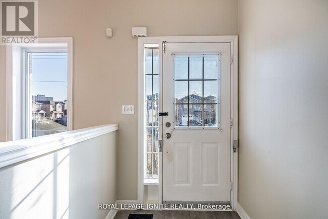 Photo - 176 Wright Ave