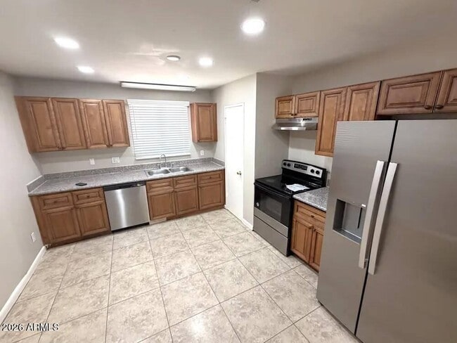 Photo - 5318 W Windsor Ave