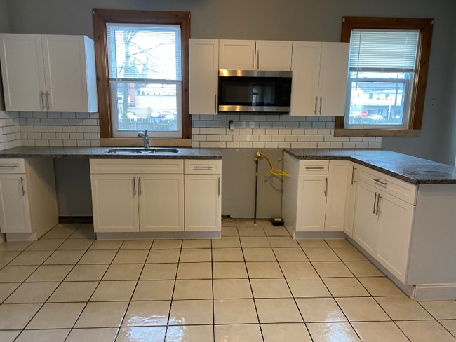 Photo - 11 Roosevelt St Unit 1