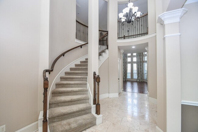 Photo - 6034 Gracys Landing Ln