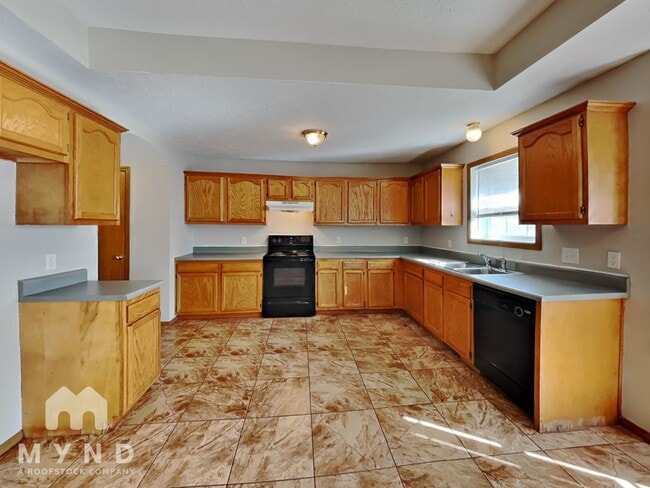 Photo - 706 W Snider St